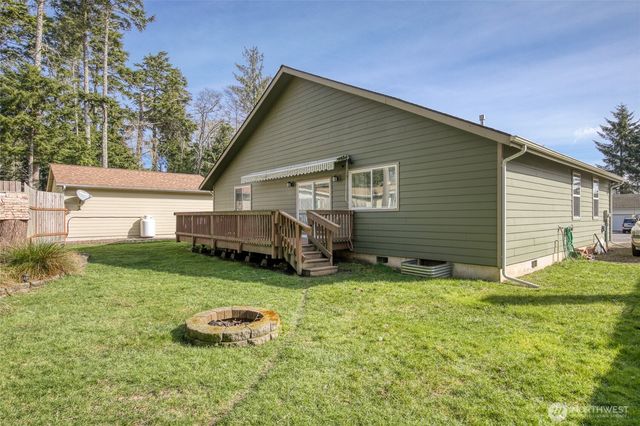 247 Fisher Avenue NE, Ocean Shores, WA 98569