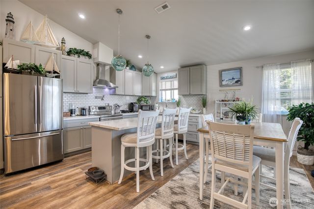 247 Fisher Avenue NE, Ocean Shores, WA 98569