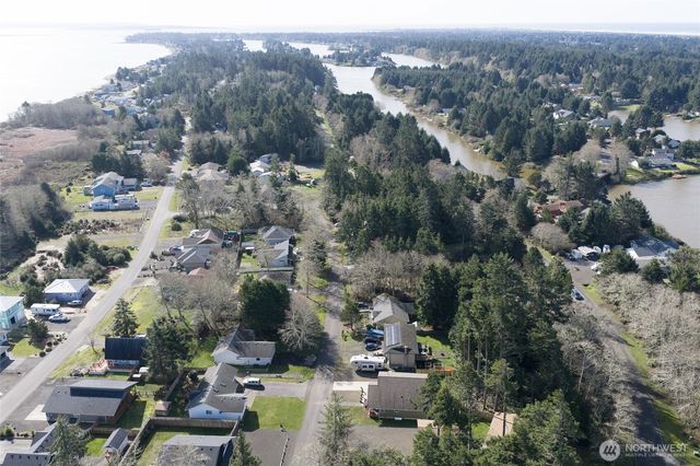 247 Fisher Avenue NE, Ocean Shores, WA 98569