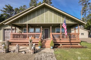 247 Fisher Avenue NE, Ocean Shores, WA 98569