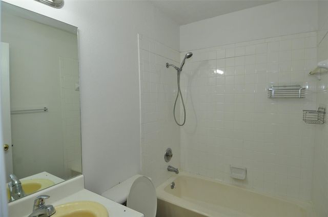9910 Brasher DR A, Austin, TX 78748