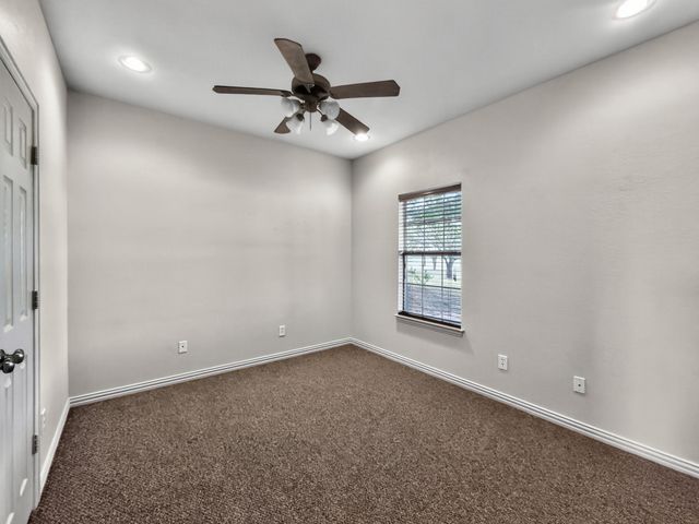 1255 Vineyard Road, Gunter, TX 75058