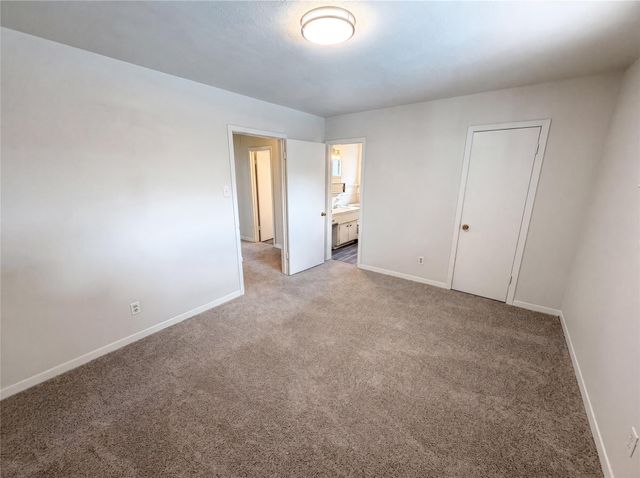 910 Luella Avenue, Deer Park, TX 77536