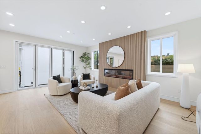 598 Madrone Avenue, Sunnyvale, CA 94085