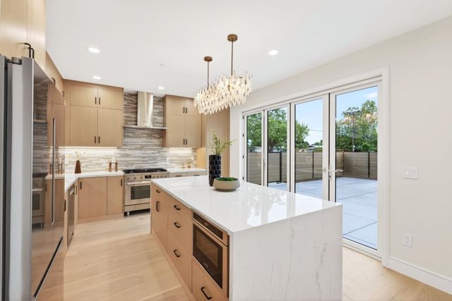 598 Madrone Avenue, Sunnyvale, CA 94085