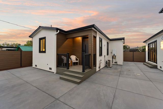 598 Madrone Avenue, Sunnyvale, CA 94085