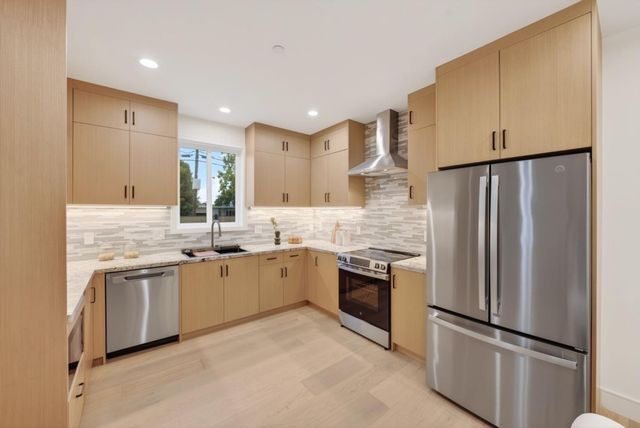 598 Madrone Avenue, Sunnyvale, CA 94085