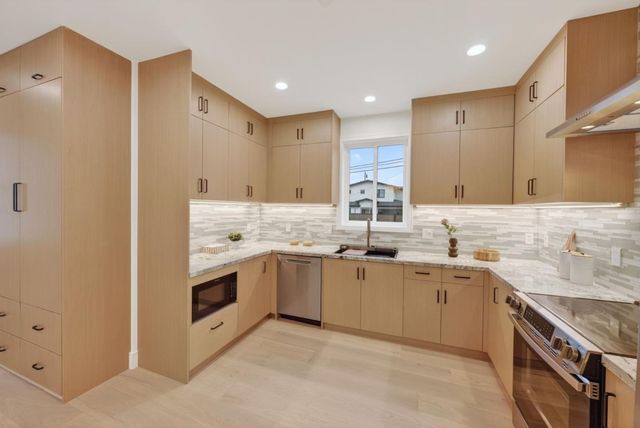 598 Madrone Avenue, Sunnyvale, CA 94085