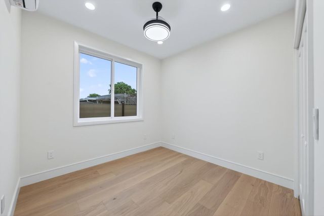 598 Madrone Avenue, Sunnyvale, CA 94085