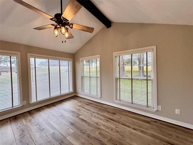 41 Driving Range Lane 41, Trinity, TX 75862