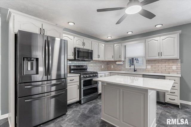 3165 BEAVER CREEK Lane, Springfield, IL 62712