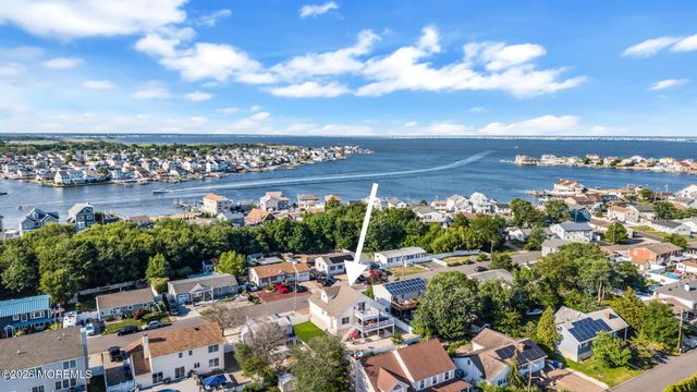 3157 Sterling Street, Toms River, NJ 08753