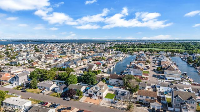 3157 Sterling Street, Toms River, NJ 08753