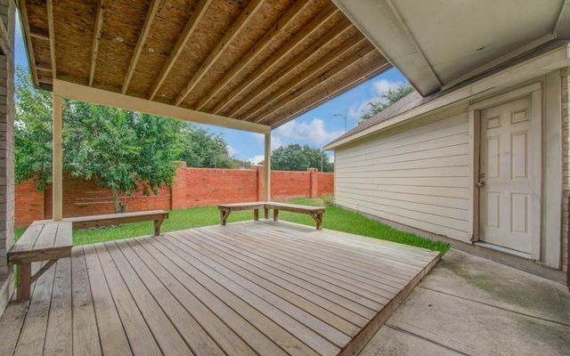 12011 Snowbird Court, Stafford, TX 77477