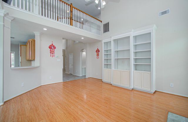 12011 Snowbird Court, Stafford, TX 77477