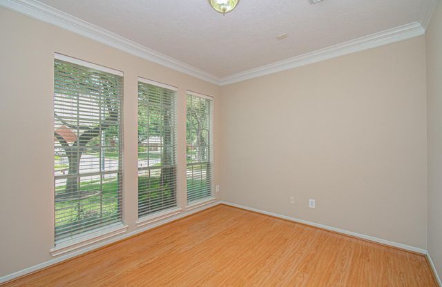 12011 Snowbird Court, Stafford, TX 77477