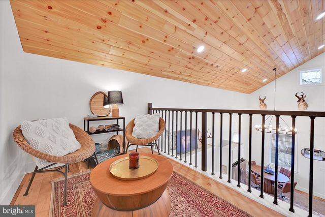 711 GROVE AVE, Mohnton, PA 19540