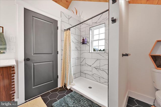 711 GROVE AVE, Mohnton, PA 19540