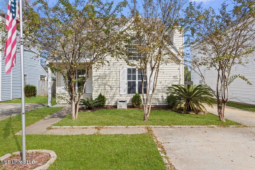 1706 James Buchanan Drive, Biloxi, MS 39531