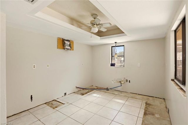 2216 SE 15th TER, Cape Coral, FL 33990