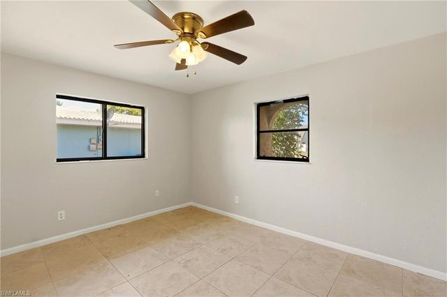 2216 SE 15th TER, Cape Coral, FL 33990