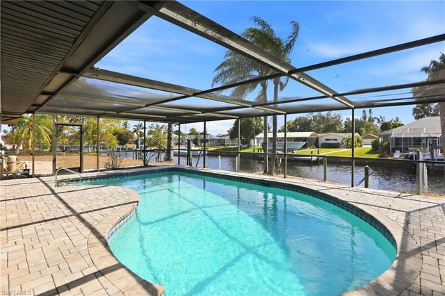 2216 SE 15th TER, Cape Coral, FL 33990