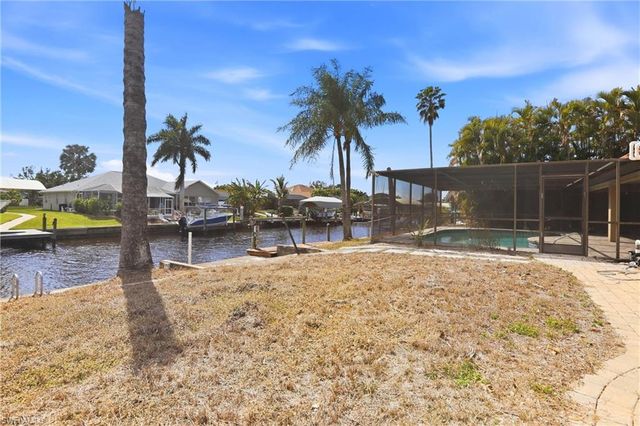 2216 SE 15th TER, Cape Coral, FL 33990