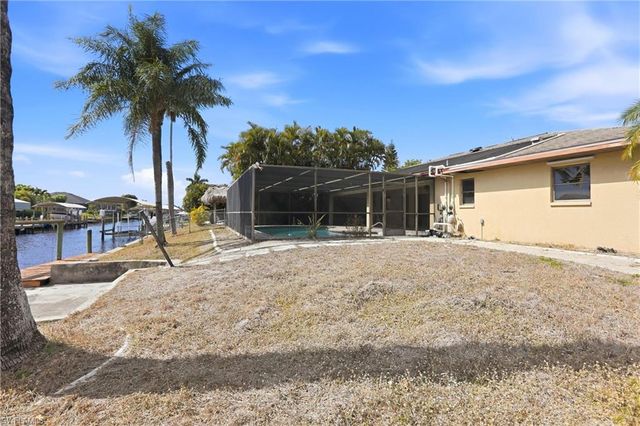 2216 SE 15th TER, Cape Coral, FL 33990