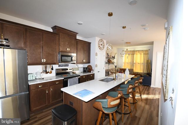 5937 NORTHWEST DR, Hyattsville, MD 20782