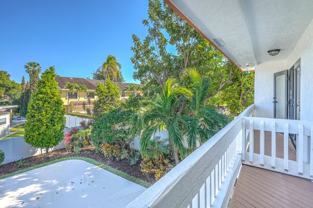 5730 Vista Linda Lane, Boca Raton, FL 33433