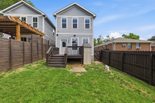 2140A Burns St, Nashville, TN 37216