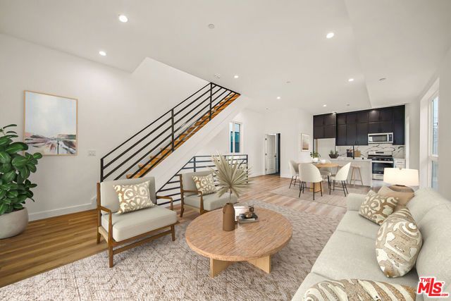 8664 Cadillac Avenue, Los Angeles, CA 90034