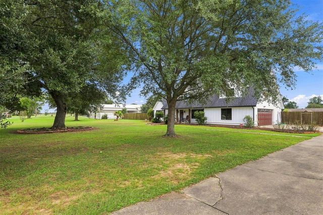 903 N Prairie View Drive, Lake Charles, LA 70605