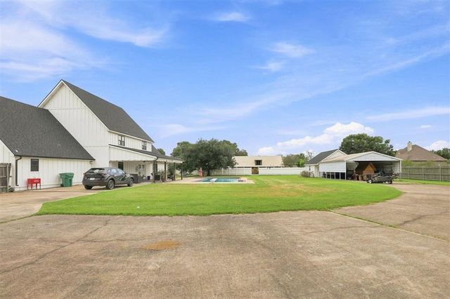 903 N Prairie View Drive, Lake Charles, LA 70605