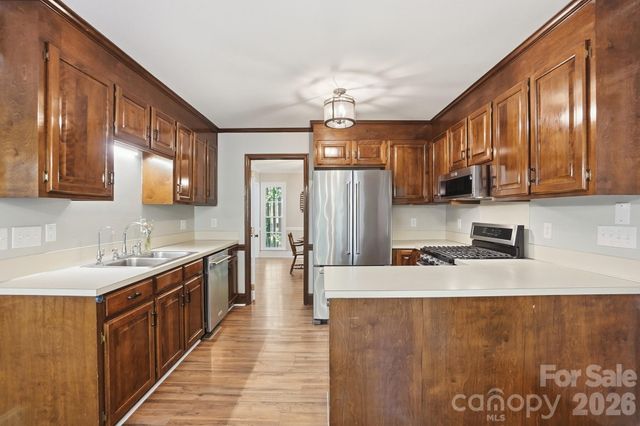 11103 Idlewild Road, Matthews, NC 28105