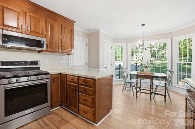 11103 Idlewild Road, Matthews, NC 28105