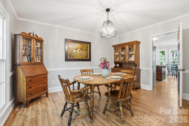 11103 Idlewild Road, Matthews, NC 28105