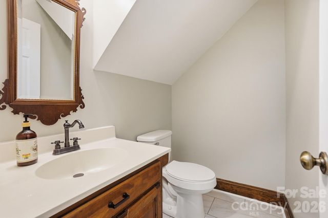 11103 Idlewild Road, Matthews, NC 28105