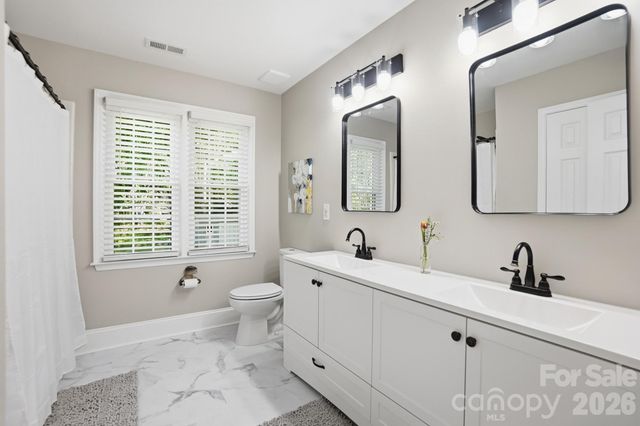 11103 Idlewild Road, Matthews, NC 28105