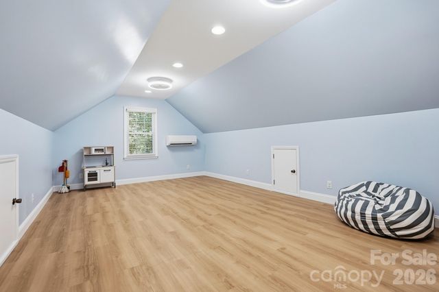 11103 Idlewild Road, Matthews, NC 28105