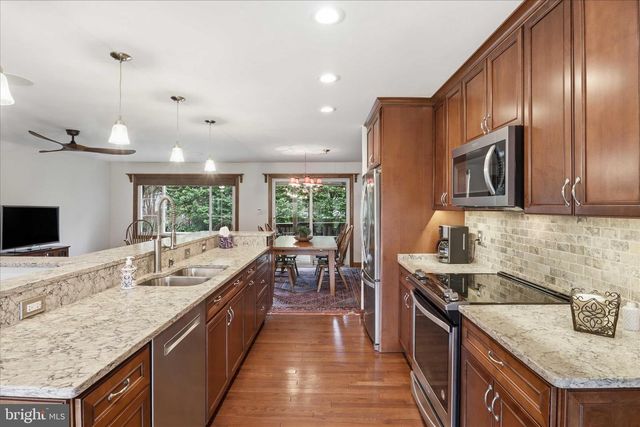 4404 PHYLLISS ST, Alexandria, VA 22309