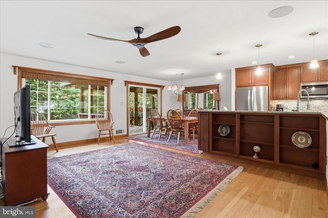 4404 PHYLLISS ST, Alexandria, VA 22309