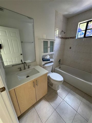 2851 Riverside Dr 205-N, Coral Springs, FL 33065