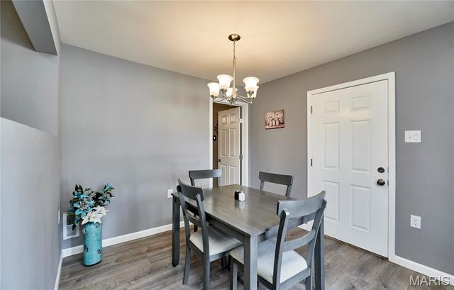 525 Mullanphy Road, Florissant, MO 63031