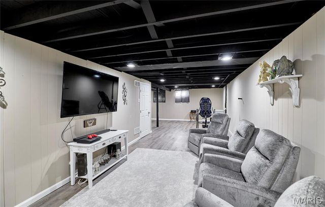 525 Mullanphy Road, Florissant, MO 63031