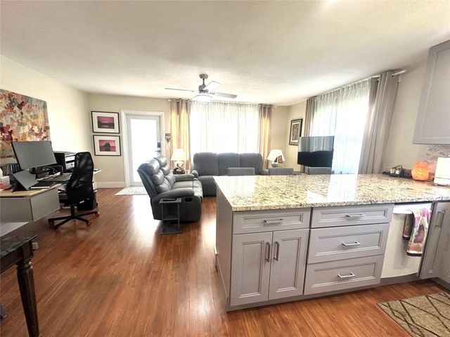 528 Tilford X 528, Deerfield Beach, FL 33442