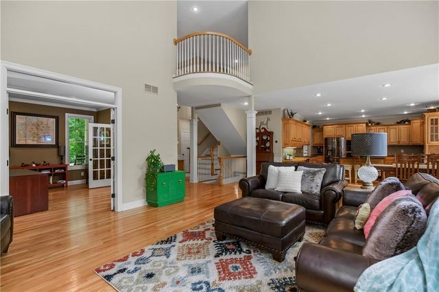 14615 Whippoorwill Lane, Greenwood, MO 64034