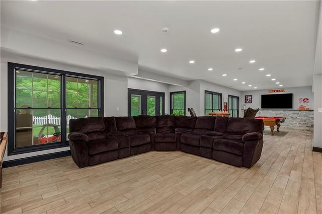 14615 Whippoorwill Lane, Greenwood, MO 64034