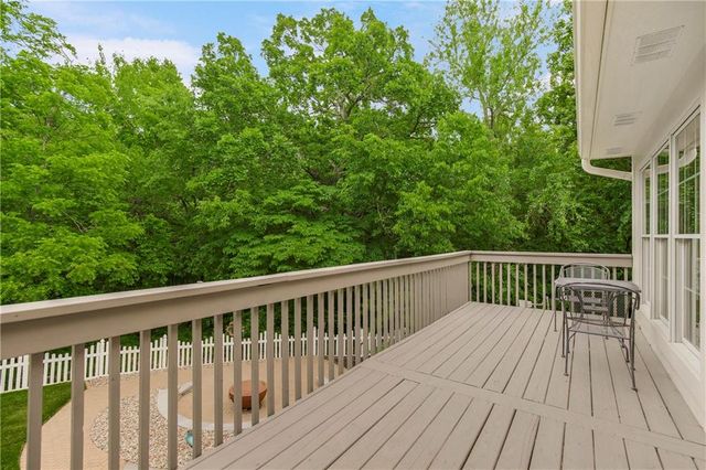 14615 Whippoorwill Lane, Greenwood, MO 64034