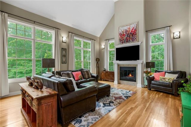 14615 Whippoorwill Lane, Greenwood, MO 64034